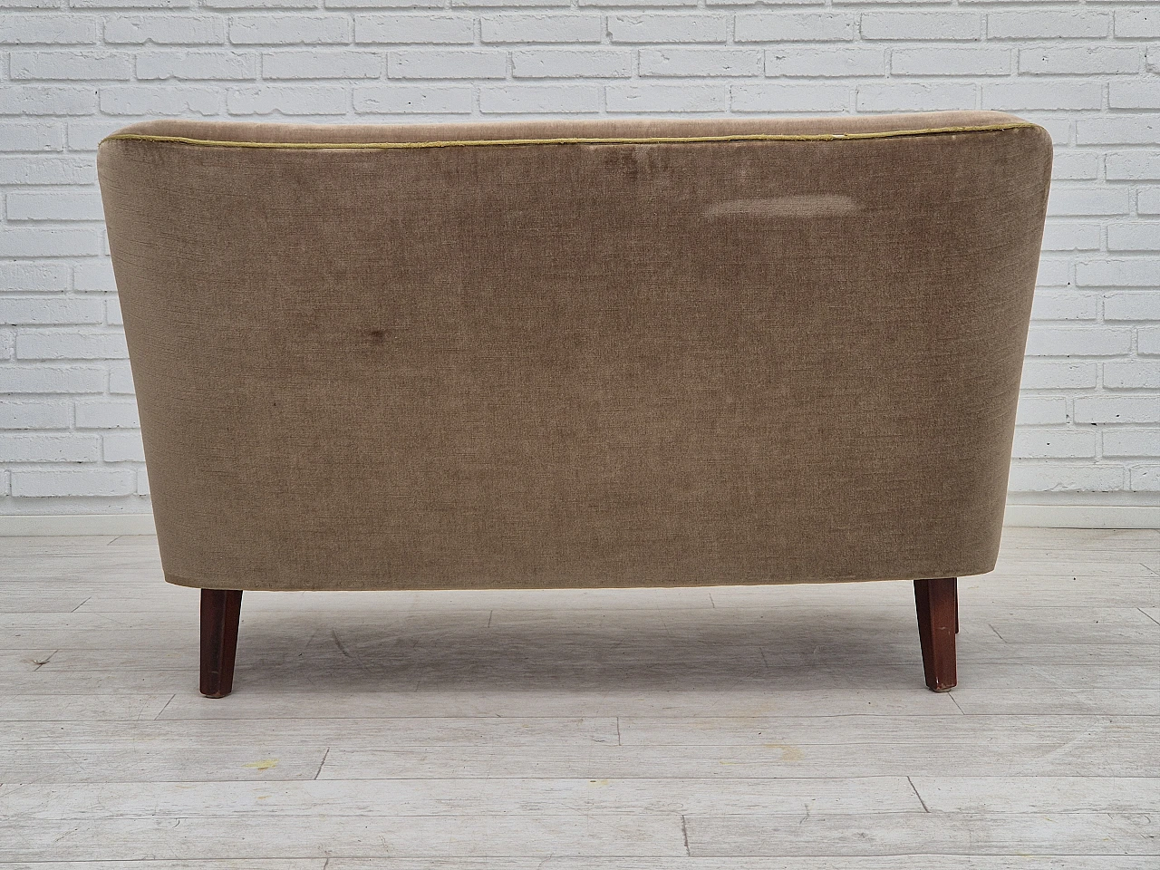 Danish two-seater velvet sofa, 1960s 11