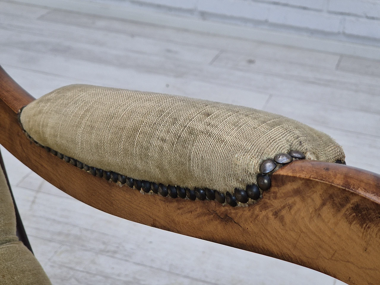 Scandinavian rocking chair in beech and green velvet, 1950s 7