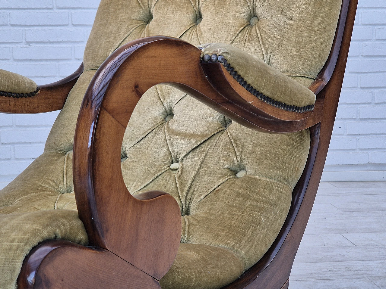 Scandinavian rocking chair in beech and green velvet, 1950s 18