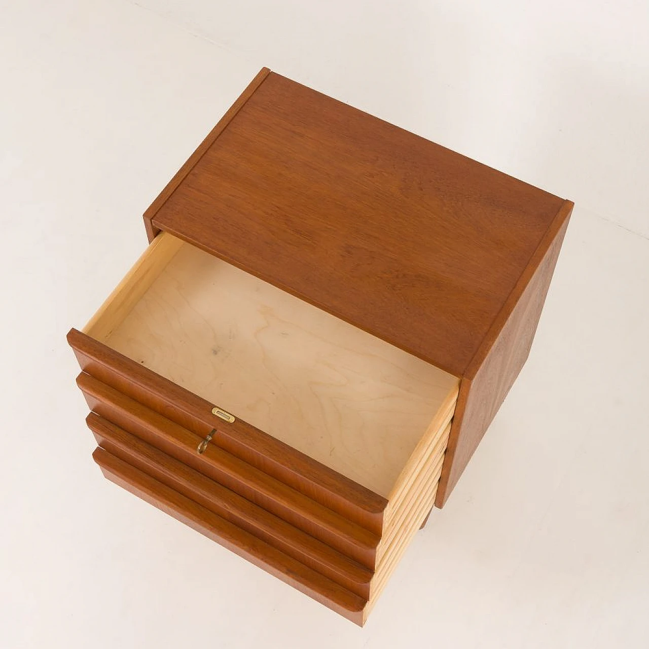 Danish four-drawer teak dresser, 1960s 9