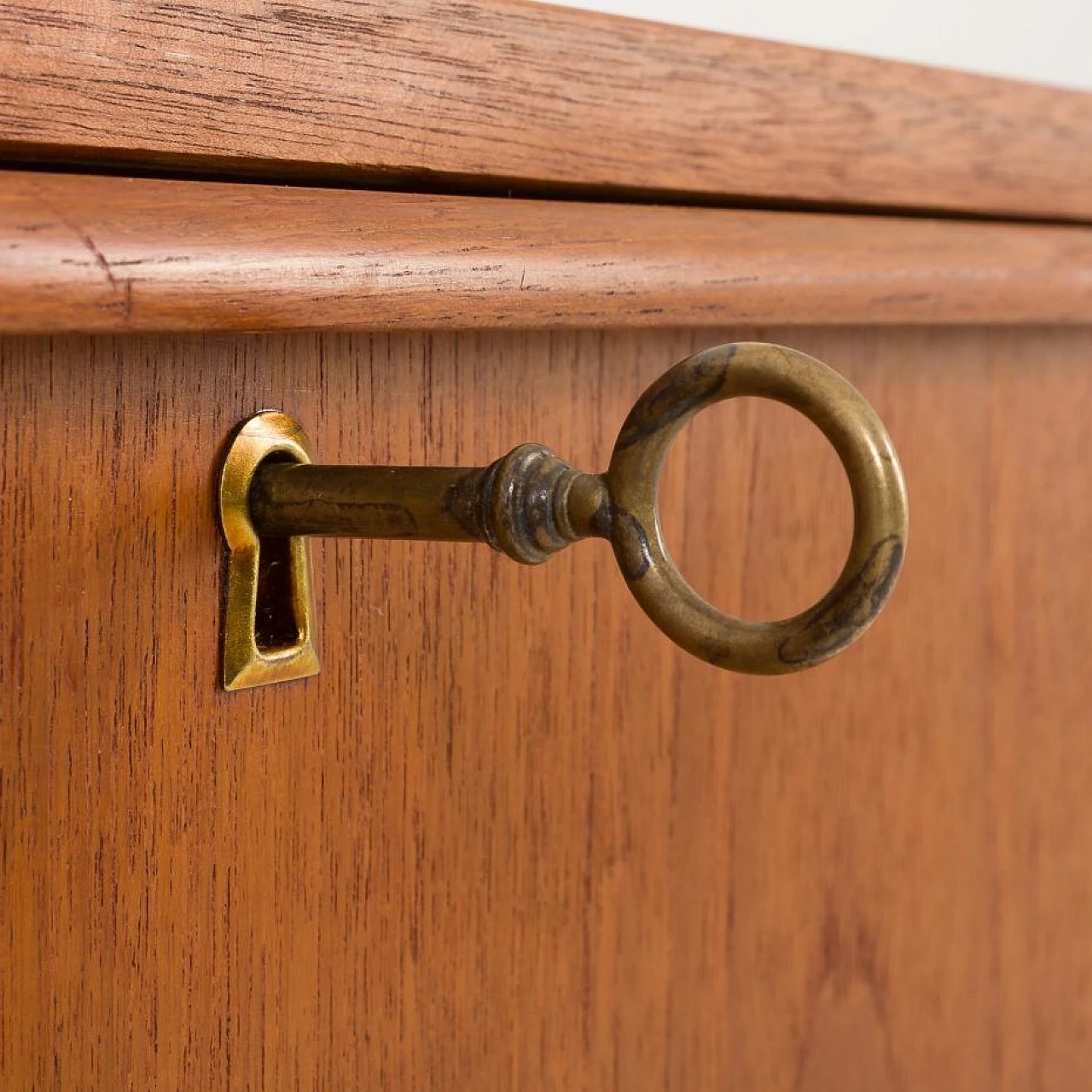 Danish four-drawer teak dresser, 1960s 11