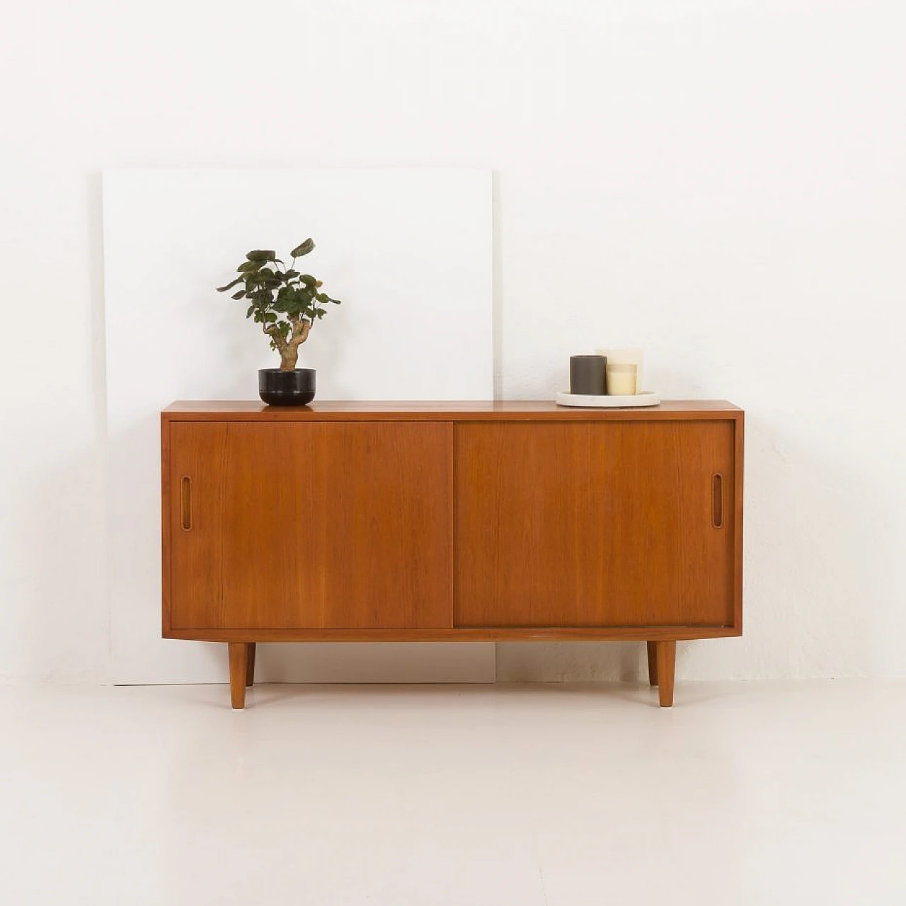 Danish teak sideboard by Carlo Jensen for Hundevad, 1960s 1