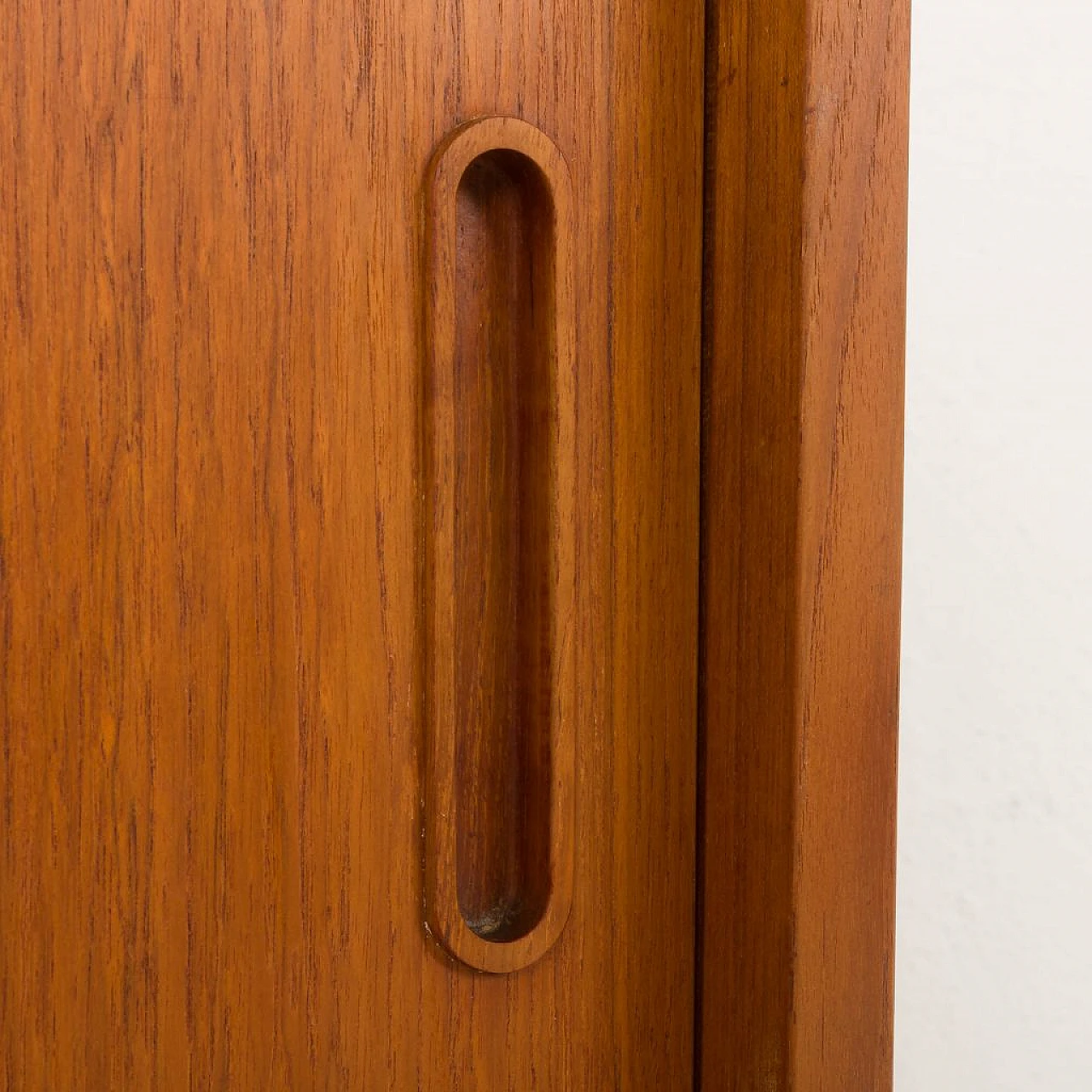 Danish teak sideboard by Carlo Jensen for Hundevad, 1960s 11