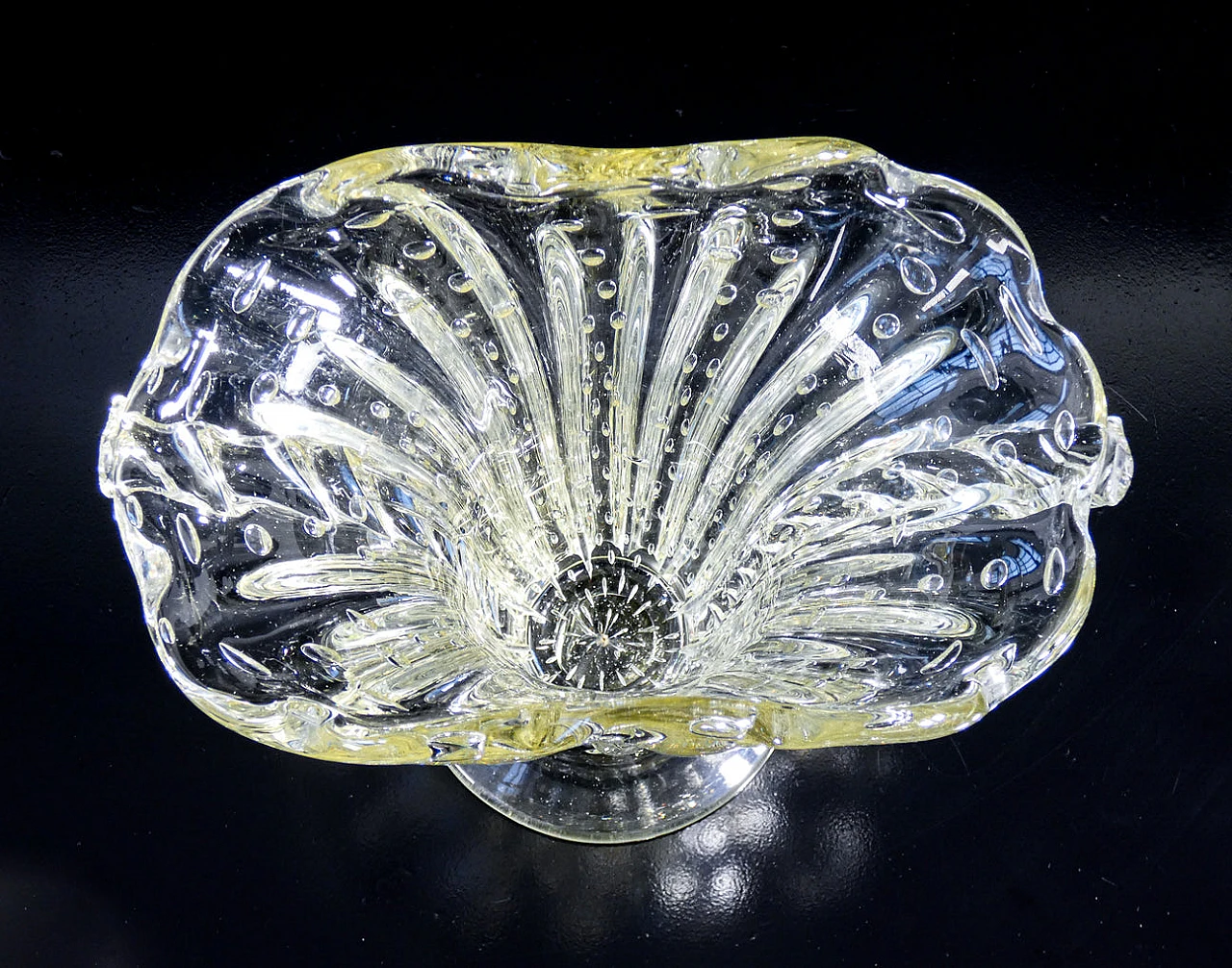 Blown Murano glass vase by Barovier, 1940s 5