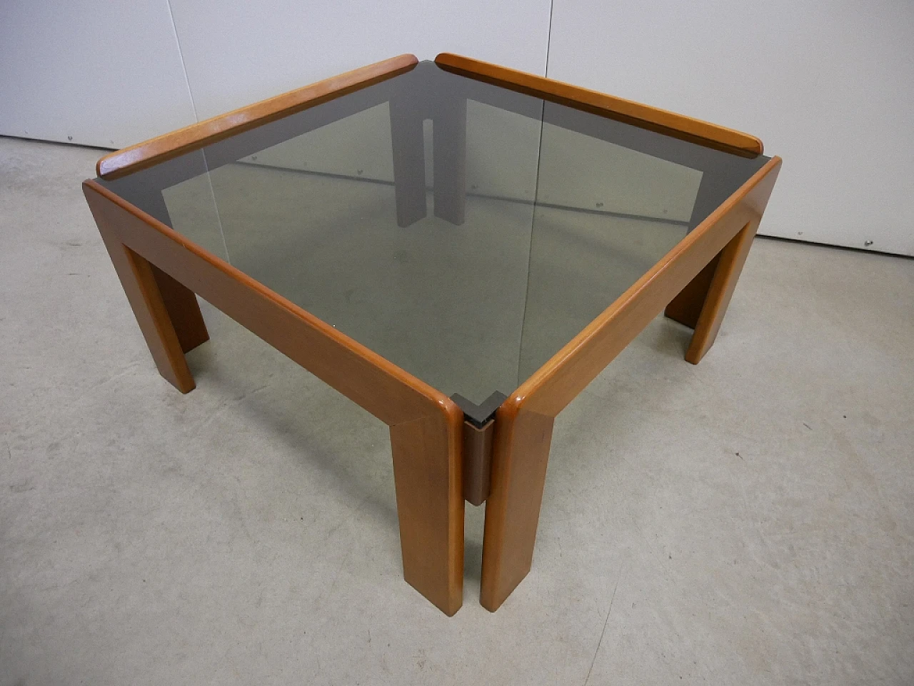 Coffee table by Afra and Tobia Scarpa for Cassina, 1970s 2