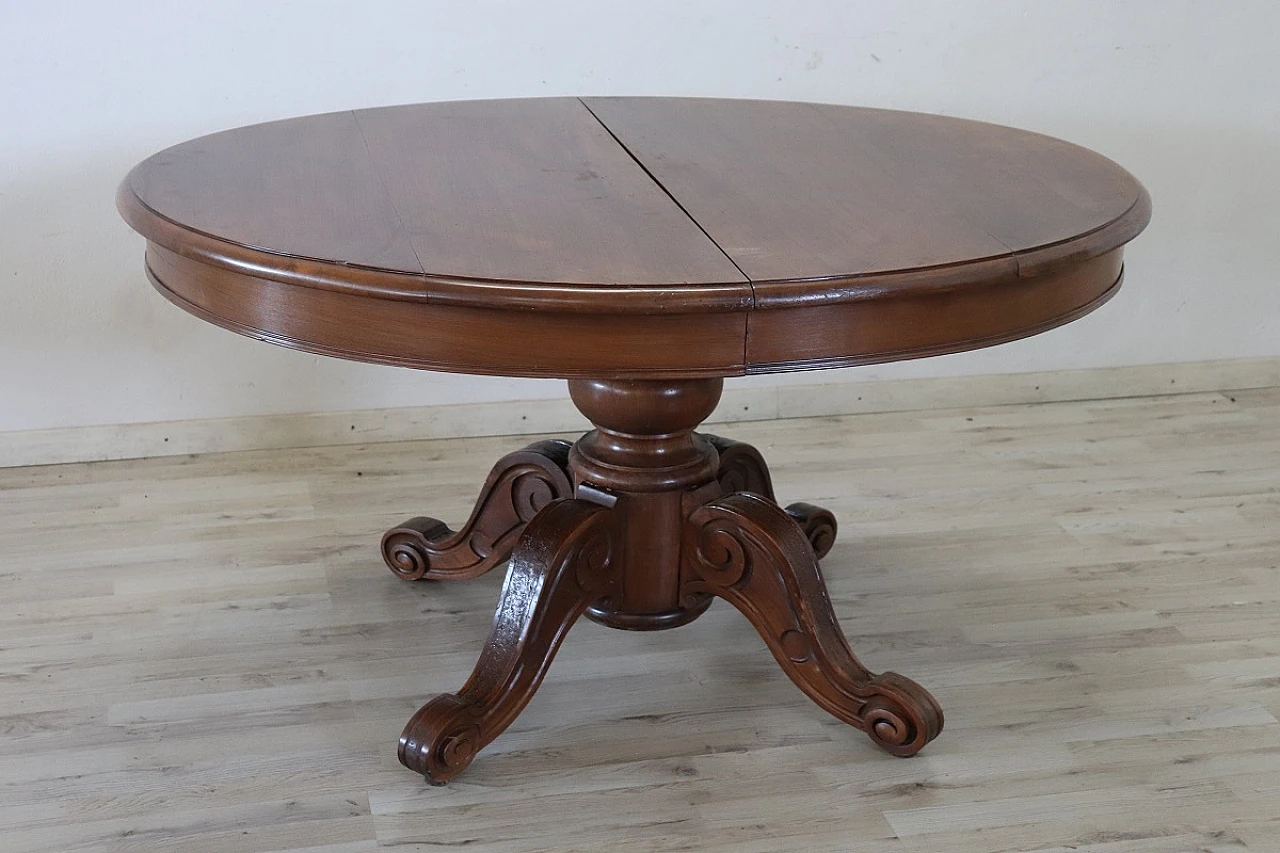 Walnut extensible oval dining table, 19th century 10