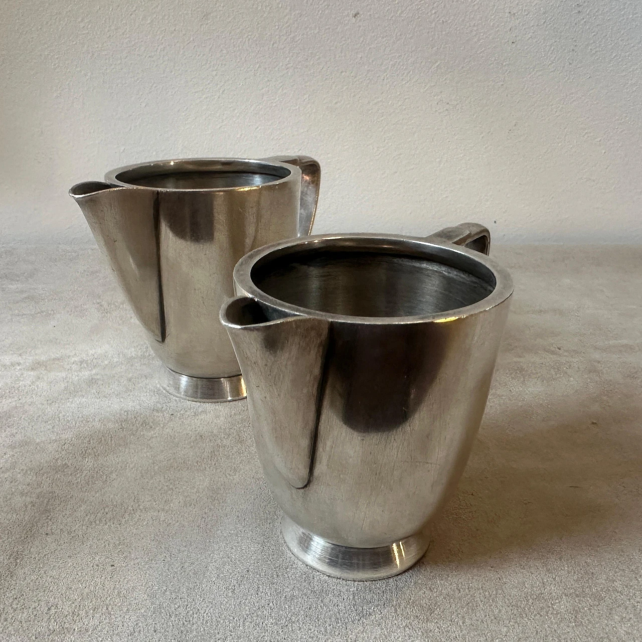 Pair of Art Déco coffee pots by Gio Ponti for F.lli Calderoni, 1940s 9