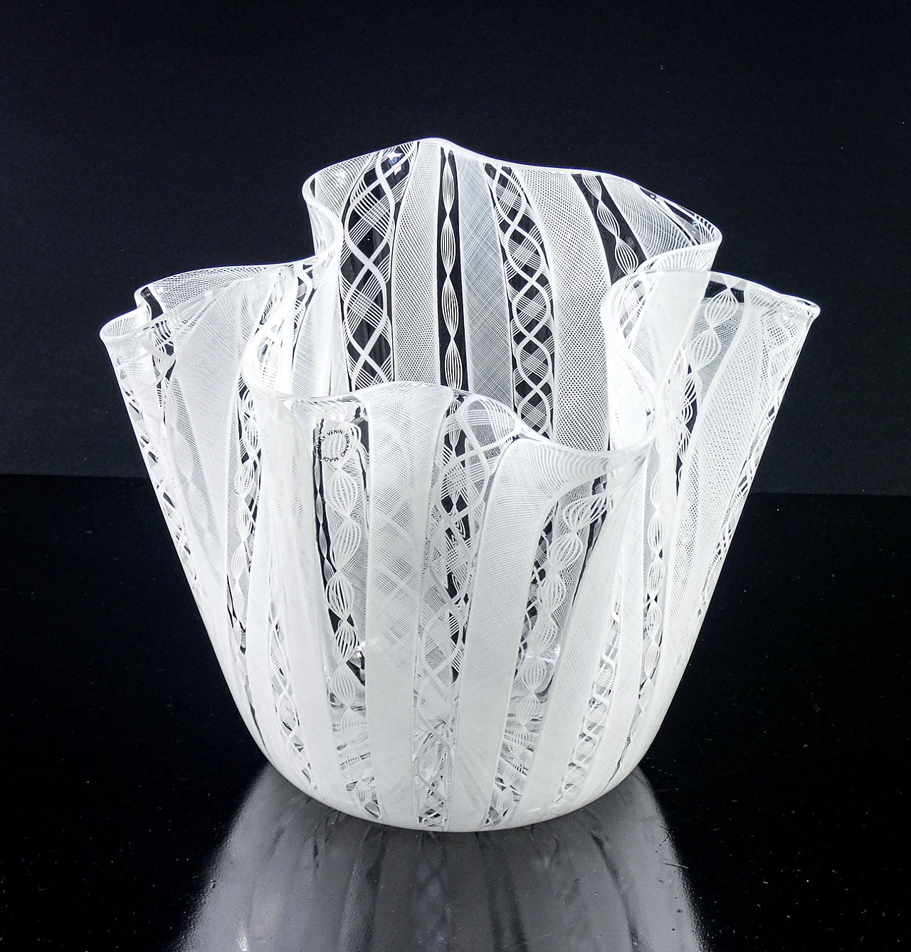 Zanfirico Fazzoletto vase by Fulvio Bianconi for Venini, 1988 2