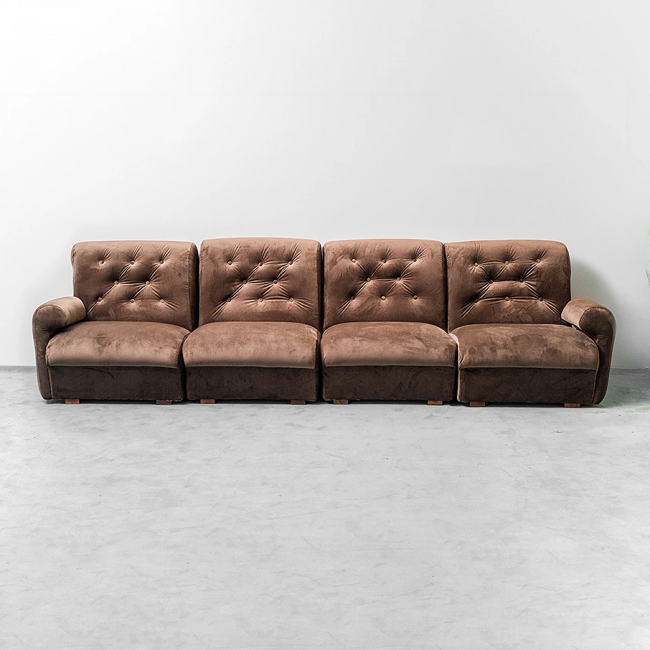 Brown velvet four-seater modular sofa, 1970s 4