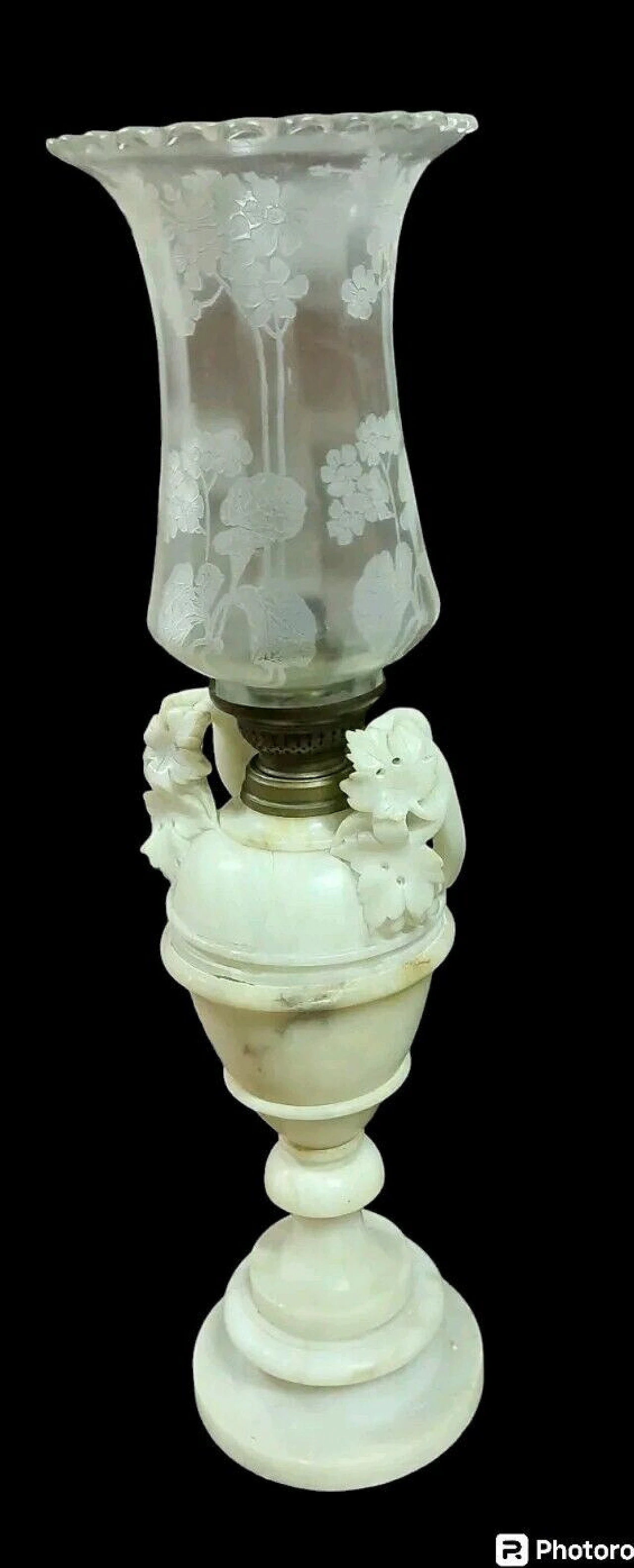 Alabaster table lamp, 19th century 2