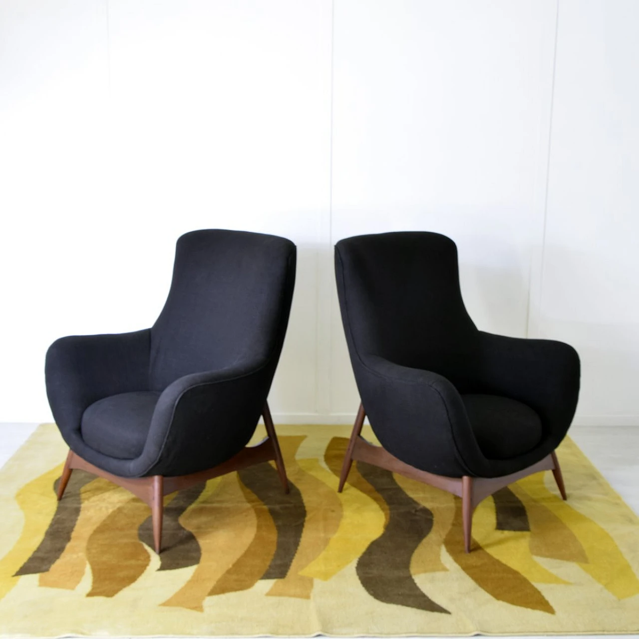 Pair of armchairs in teak and balck fabric by Flexform, 1950s 8