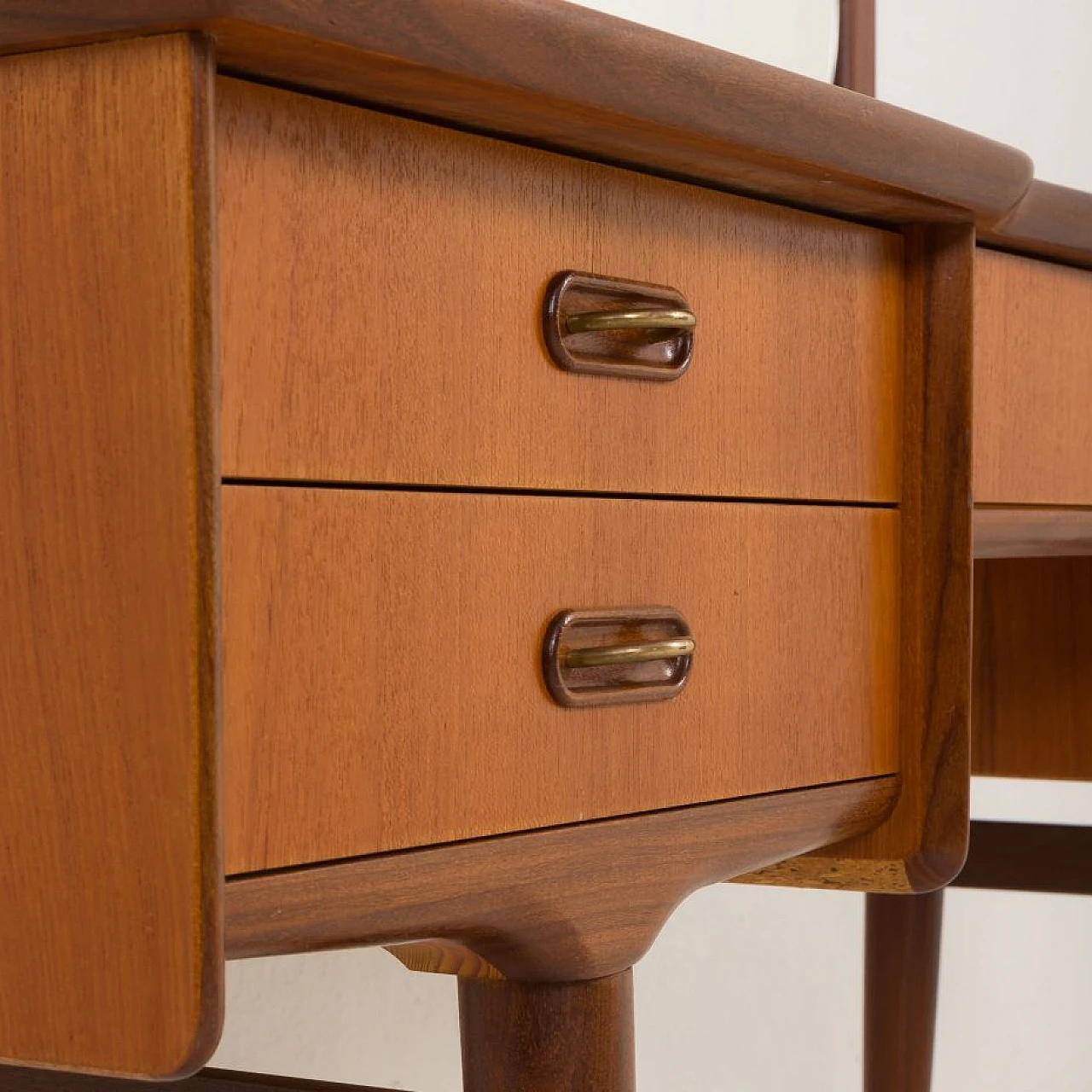 Scandinavian teak vanity table with adjustable mirrors, 1960s 17