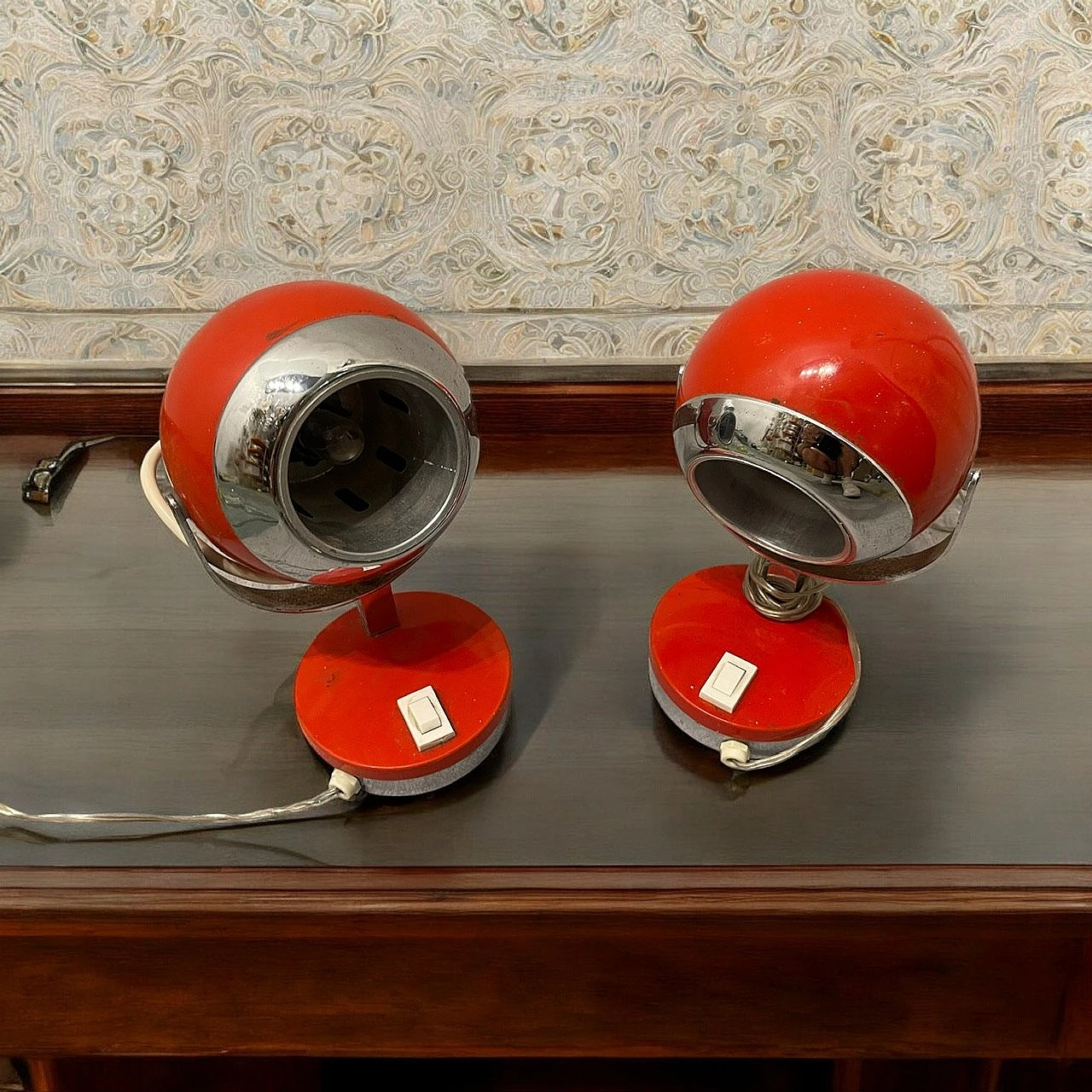 Pair of Red Eye metal table lamps, 1970s 2