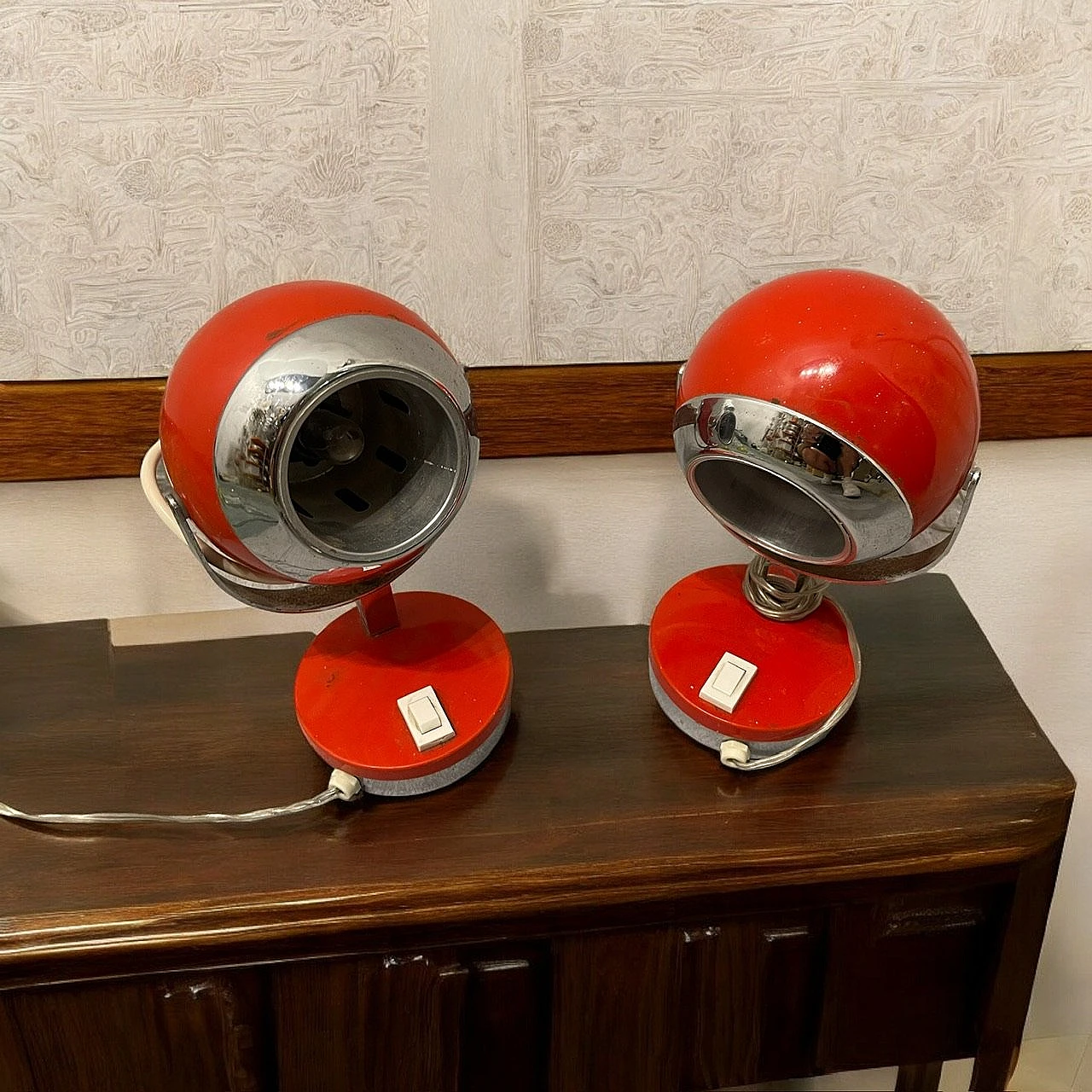 Pair of Red Eye metal table lamps, 1970s 10