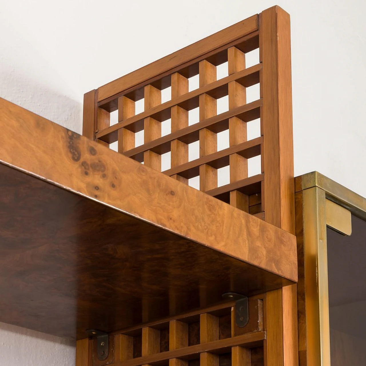 Walnut-root bookcase by G. Gorgoni for Fratelli Turi, 1970s 27