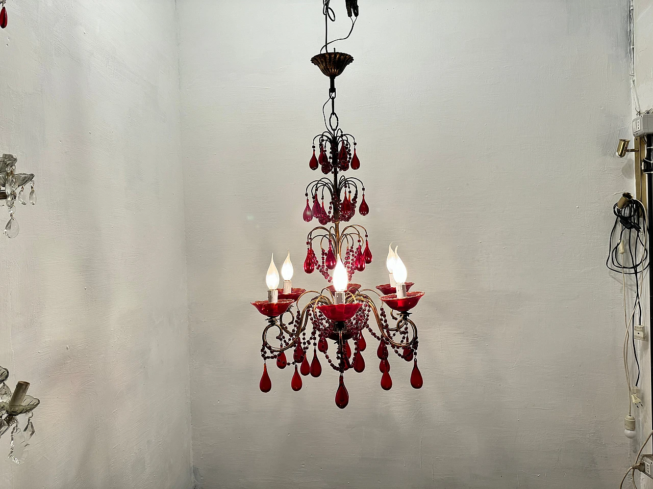 Florentine red Murano glass chandelier, 1950s 3