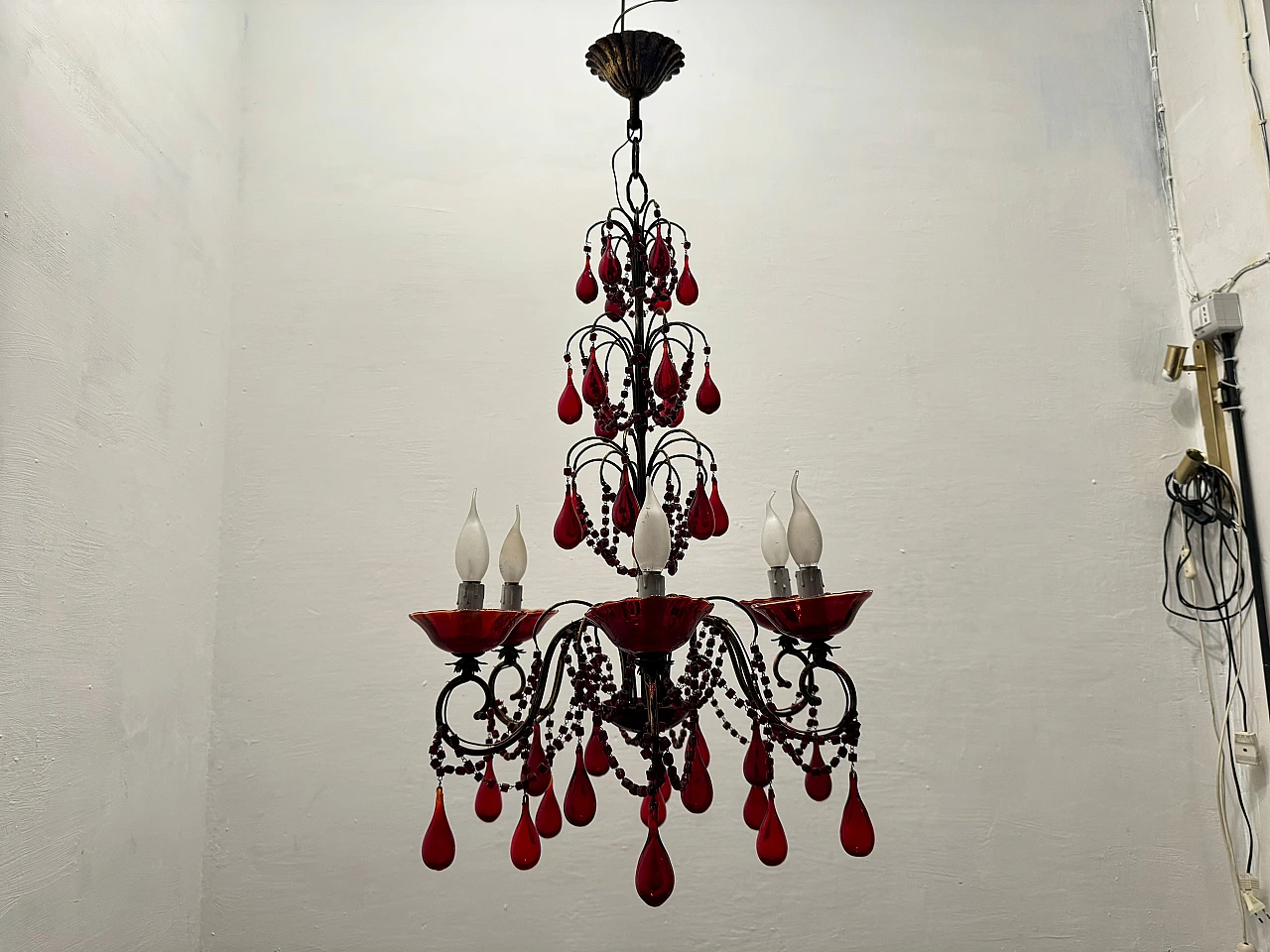 Florentine red Murano glass chandelier, 1950s 4