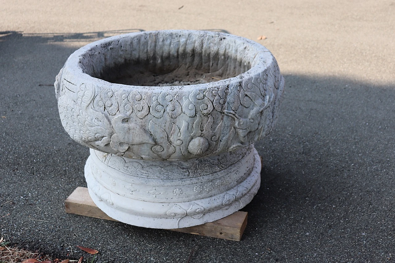 Pair of marble outdoor vases, 1980s 10