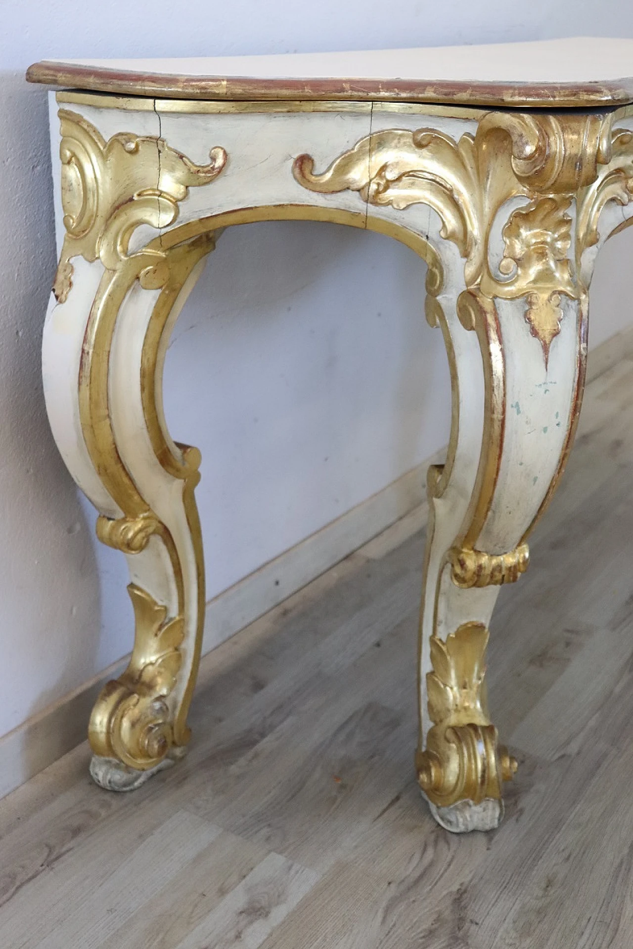 Lacquered and gilded wooden console table, 1980s 5