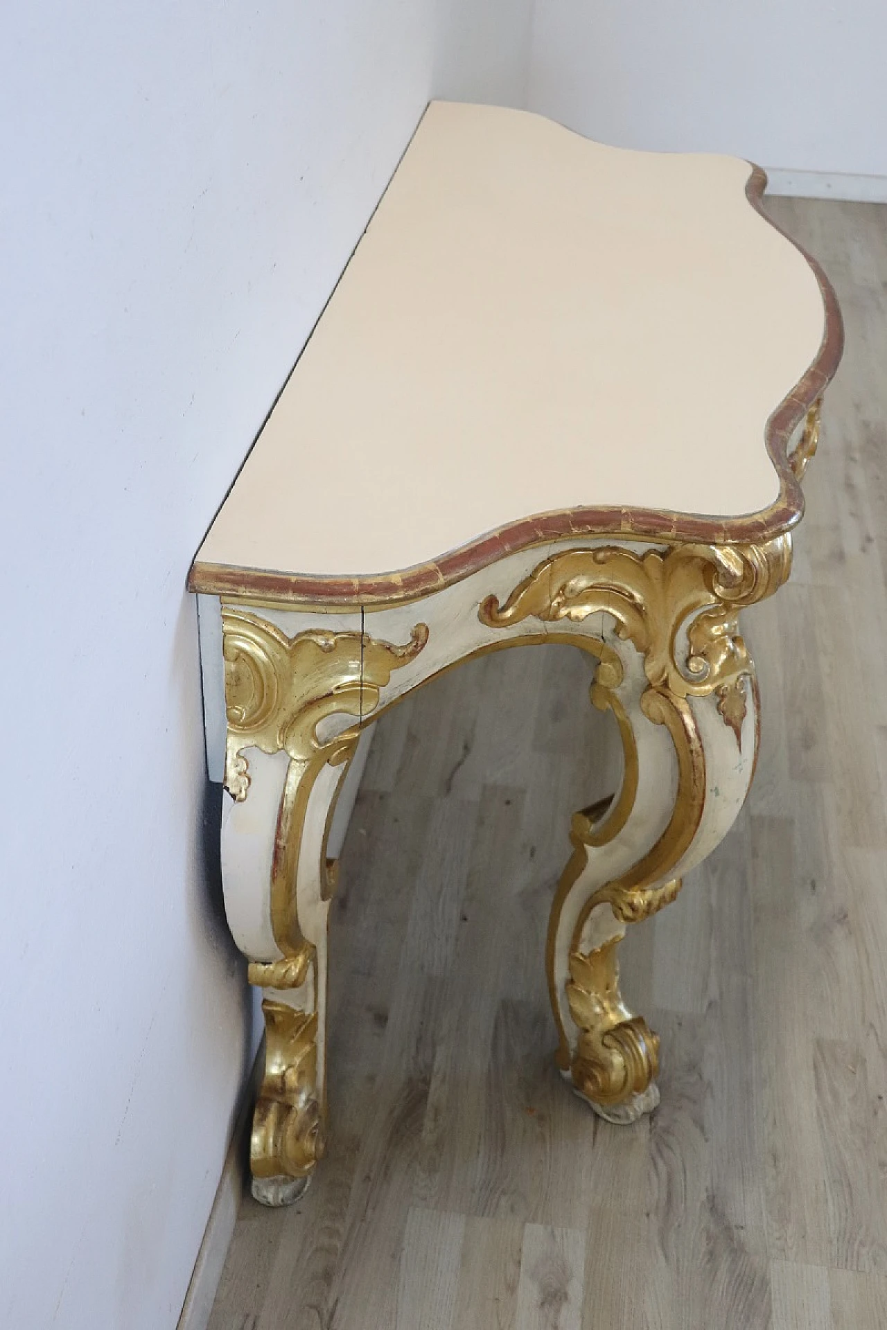 Lacquered and gilded wooden console table, 1980s 8