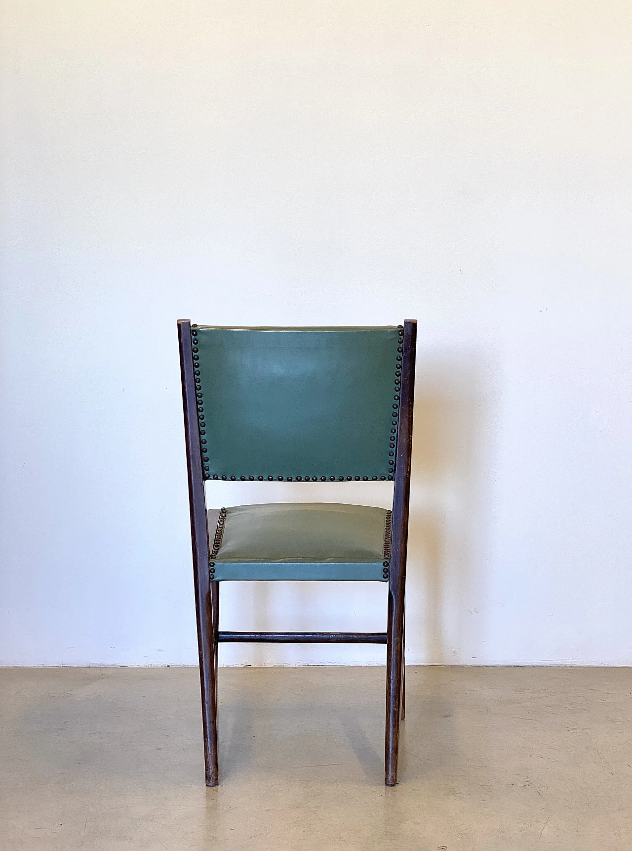 6 Beech chairs in the style of Gio Ponti, 1950s 16