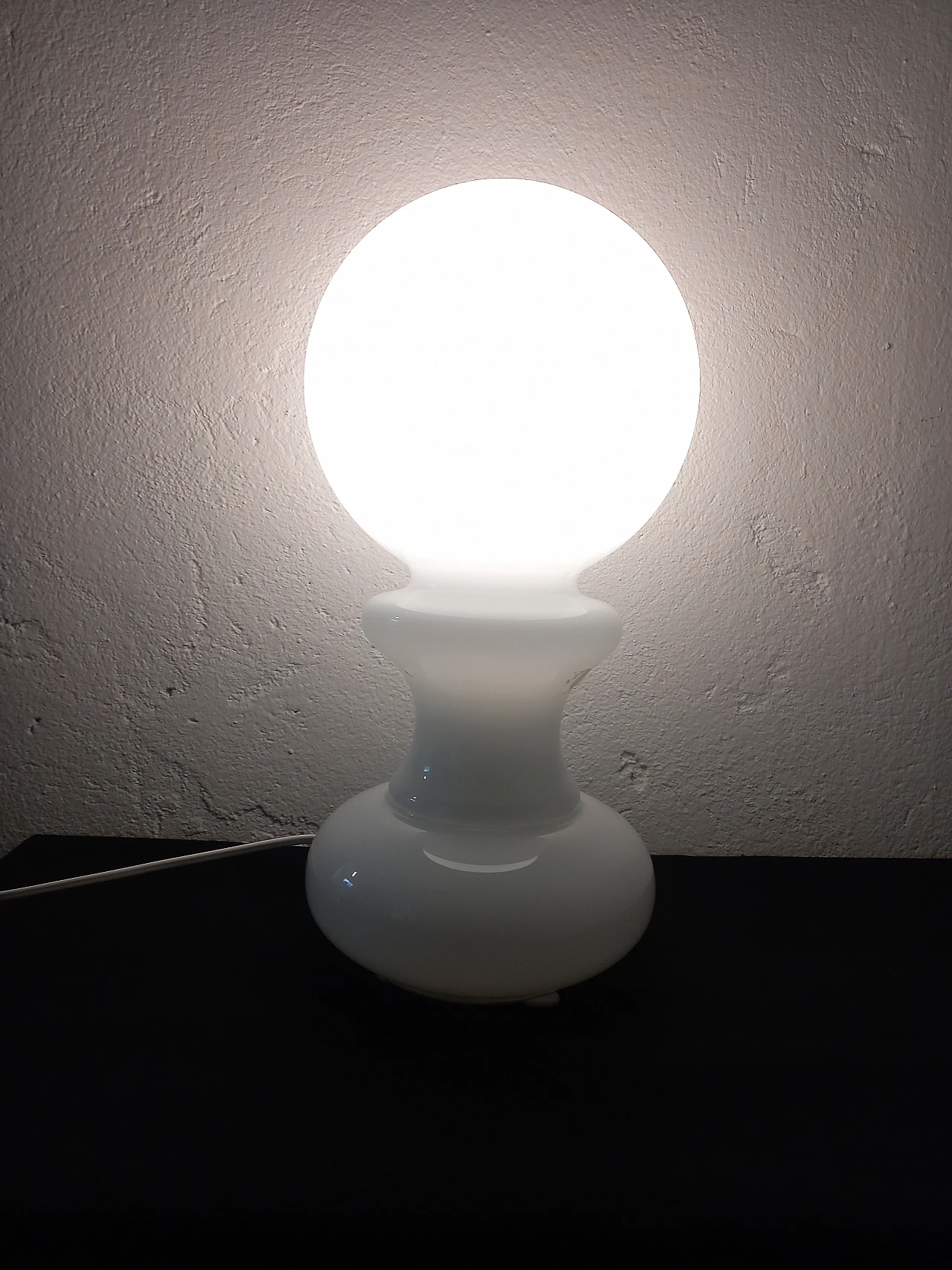 Opaline glass table lamp, 1970s 5