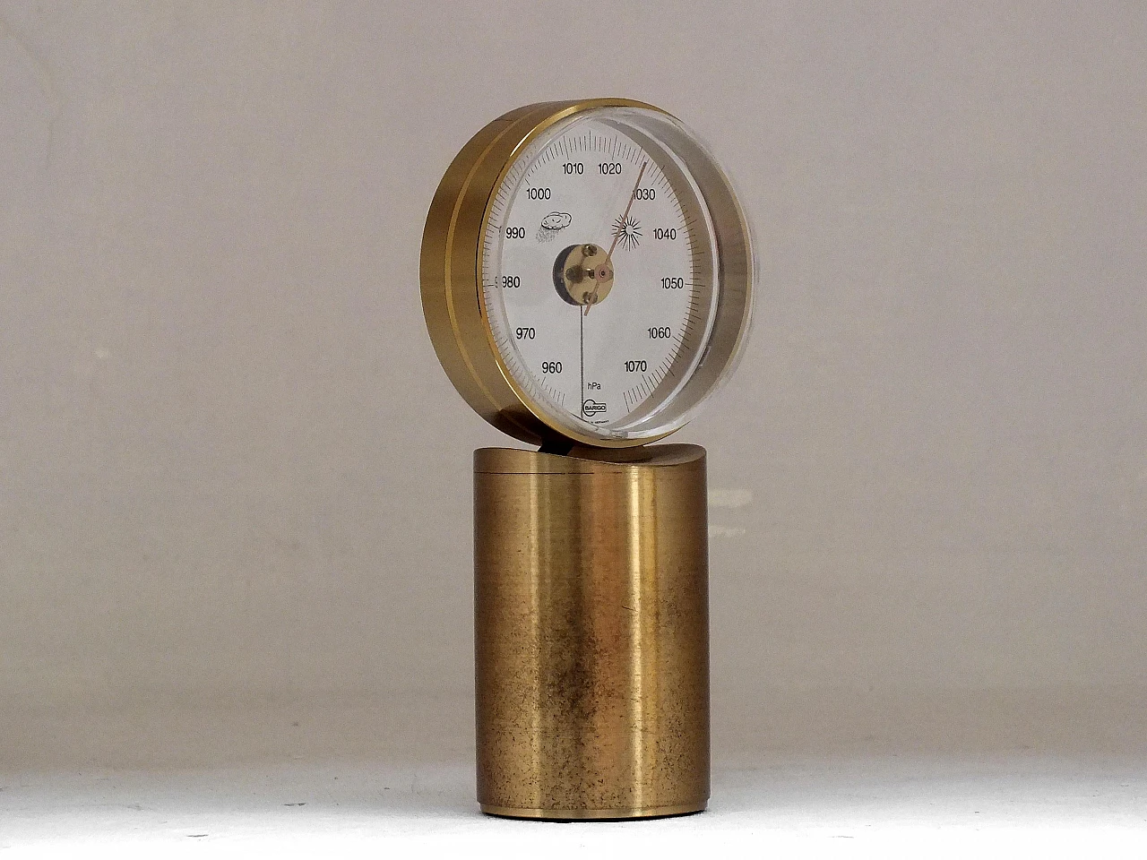 Barometer in brass & plexiglass by Barigo, 1970s 9