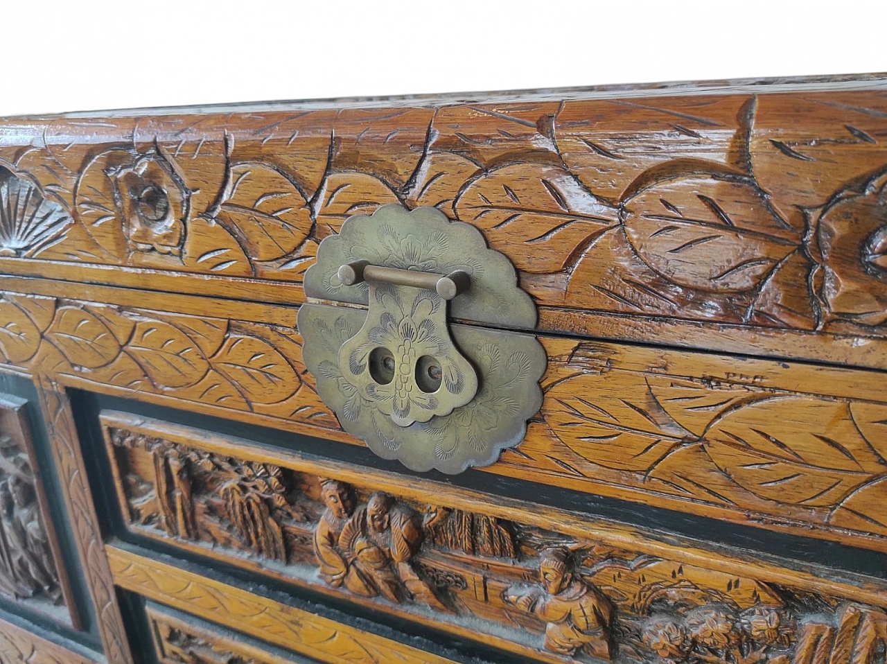 Wooden trunk with Asian figures, 1950s 6