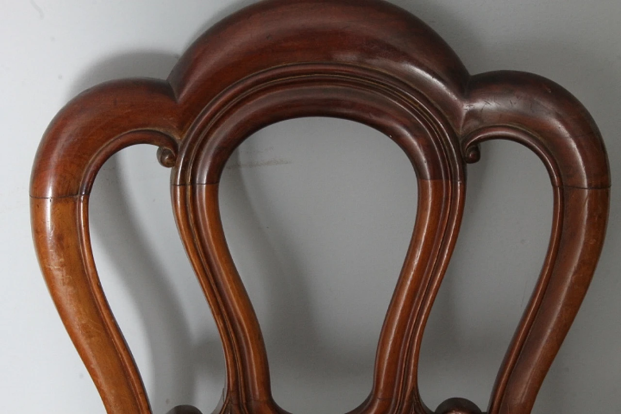 4 Louis Philippe walnut chairs, mid-19th century 4