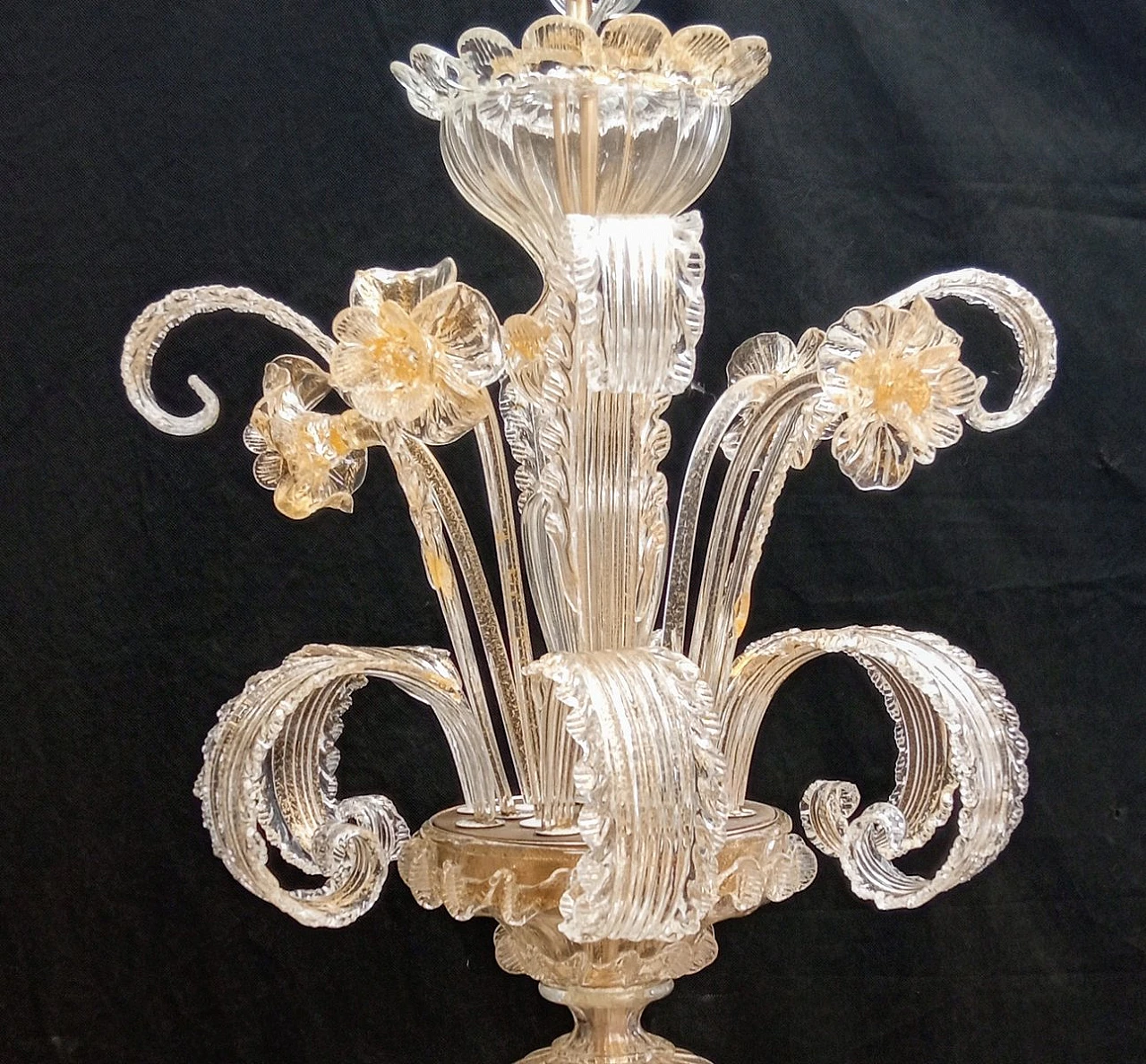 Murano glass chandelier in gold leaf, 1970s 5