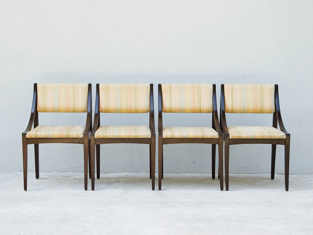 4 Chairs in wood and fabric, 1960s 1