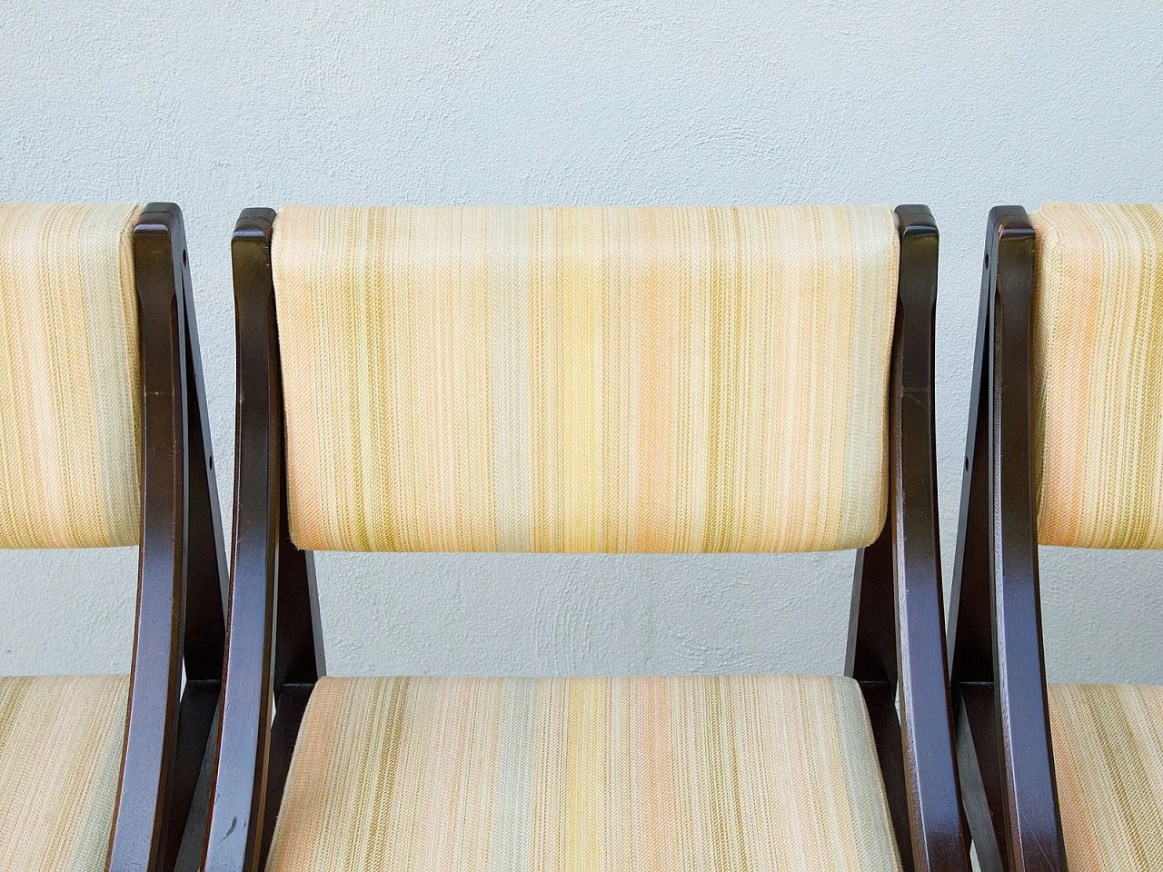 4 Chairs in wood and fabric, 1960s 12