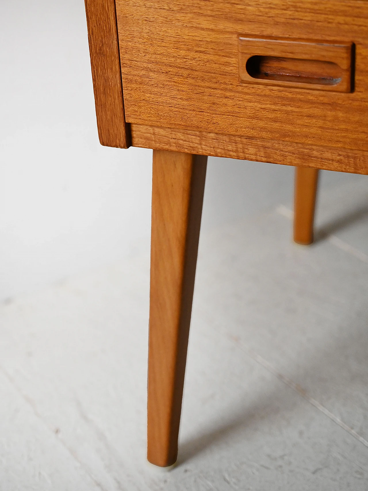 Teak desk with side drawers, 1960s 8