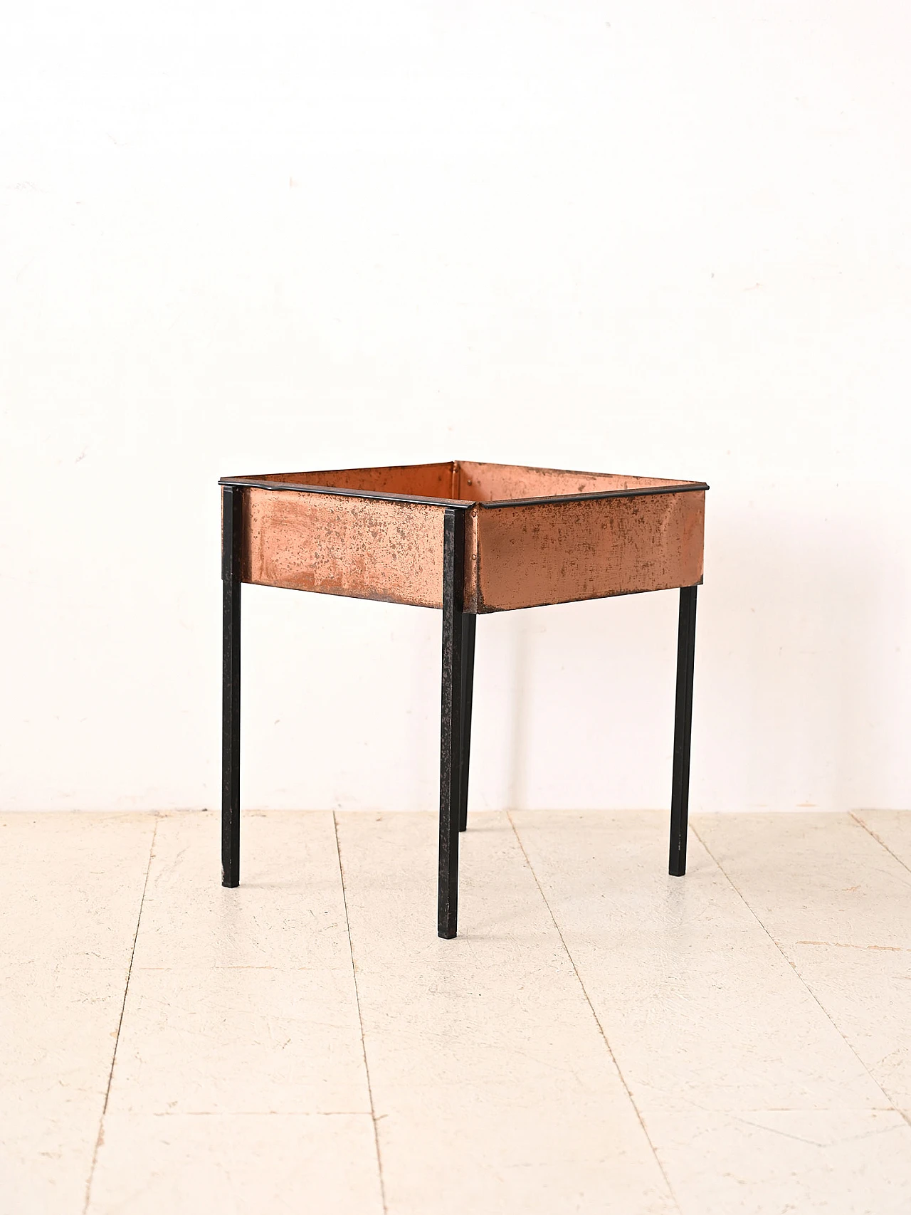 Square black metal and copper planter, 1960s 3