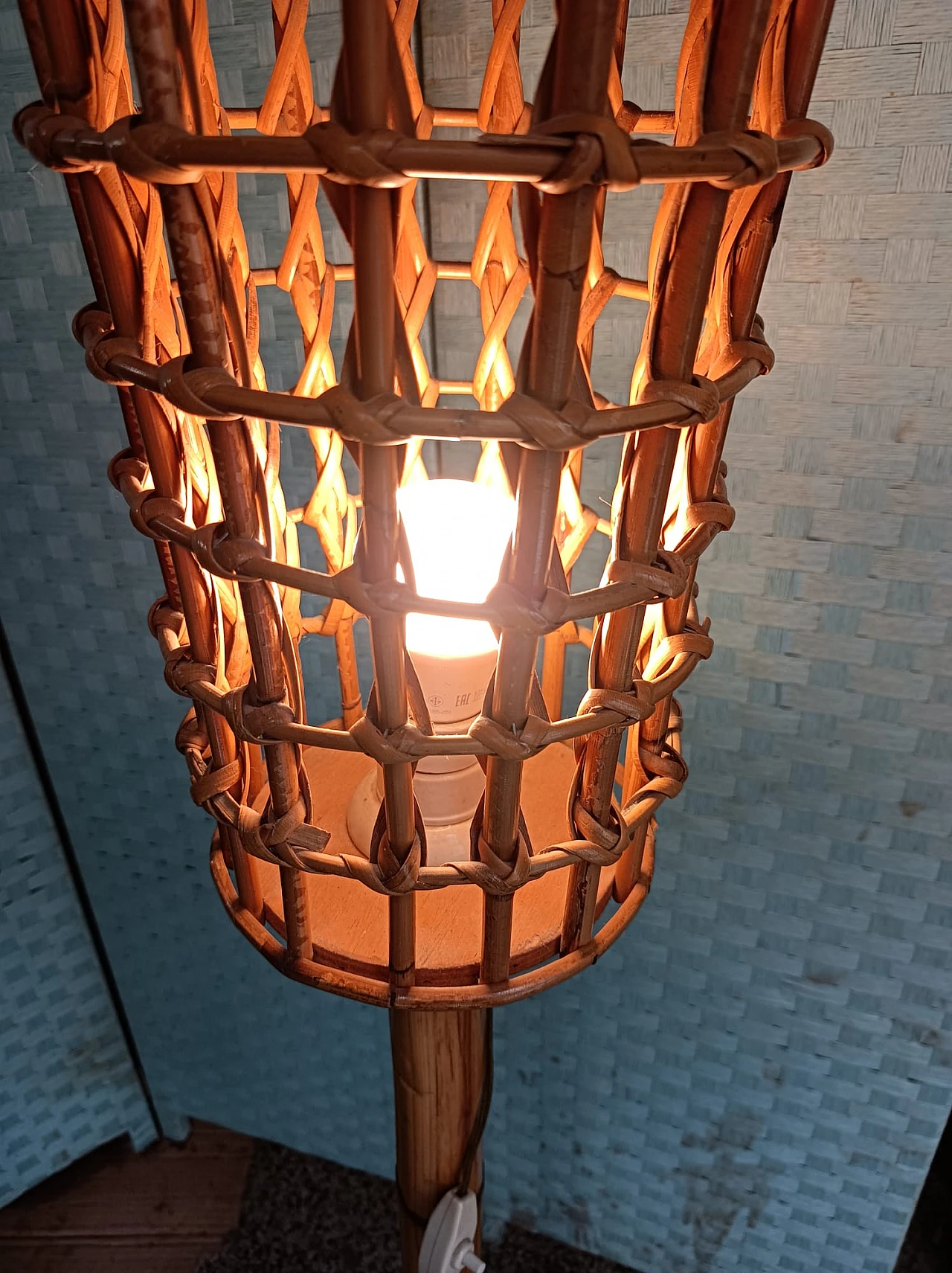 Bamboo and wicker floor lamp, 1960s 7