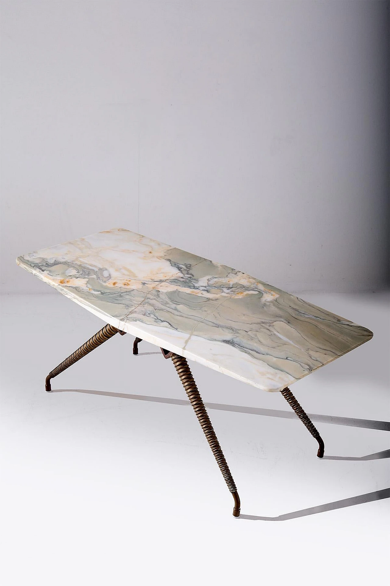 Rectangular coffee table in onyx and brass, 1950s 2