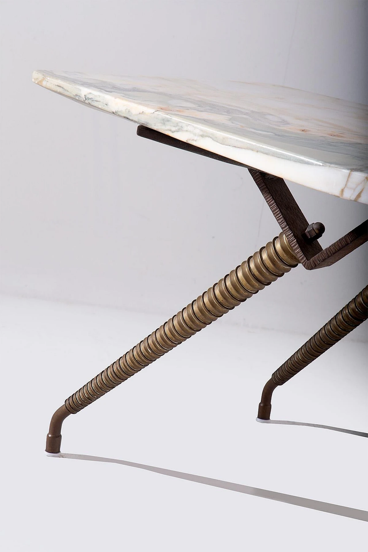 Rectangular coffee table in onyx and brass, 1950s 3