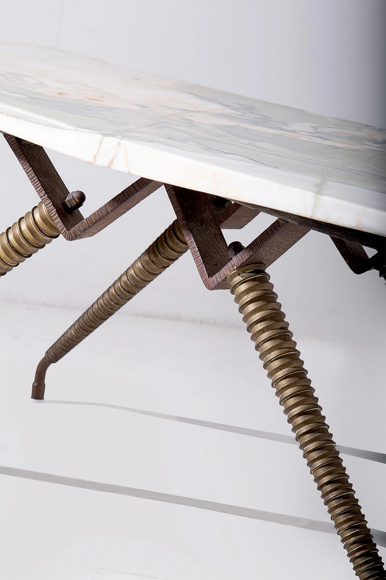 Rectangular coffee table in onyx and brass, 1950s 4