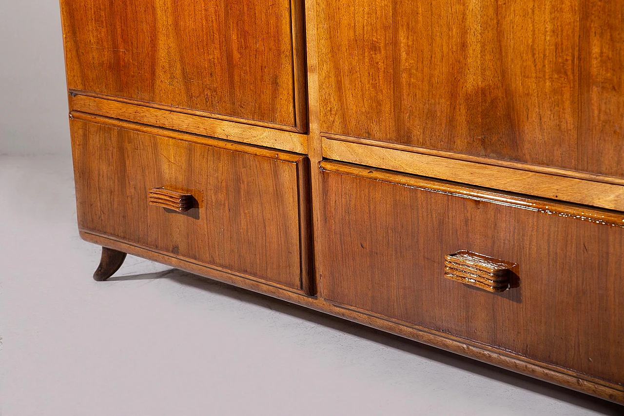 Credenza in legno con maniglie intagliate di P. Buffa, anni '50 6