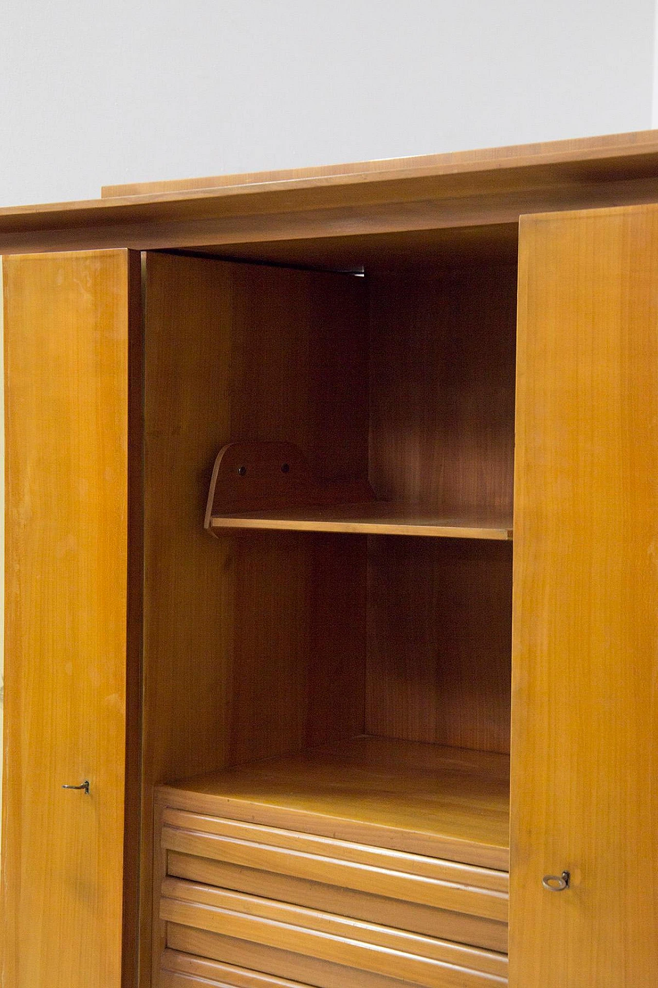 Wooden & brass cabinet by F.lli Reguitti for La Permanente, 1950s 6