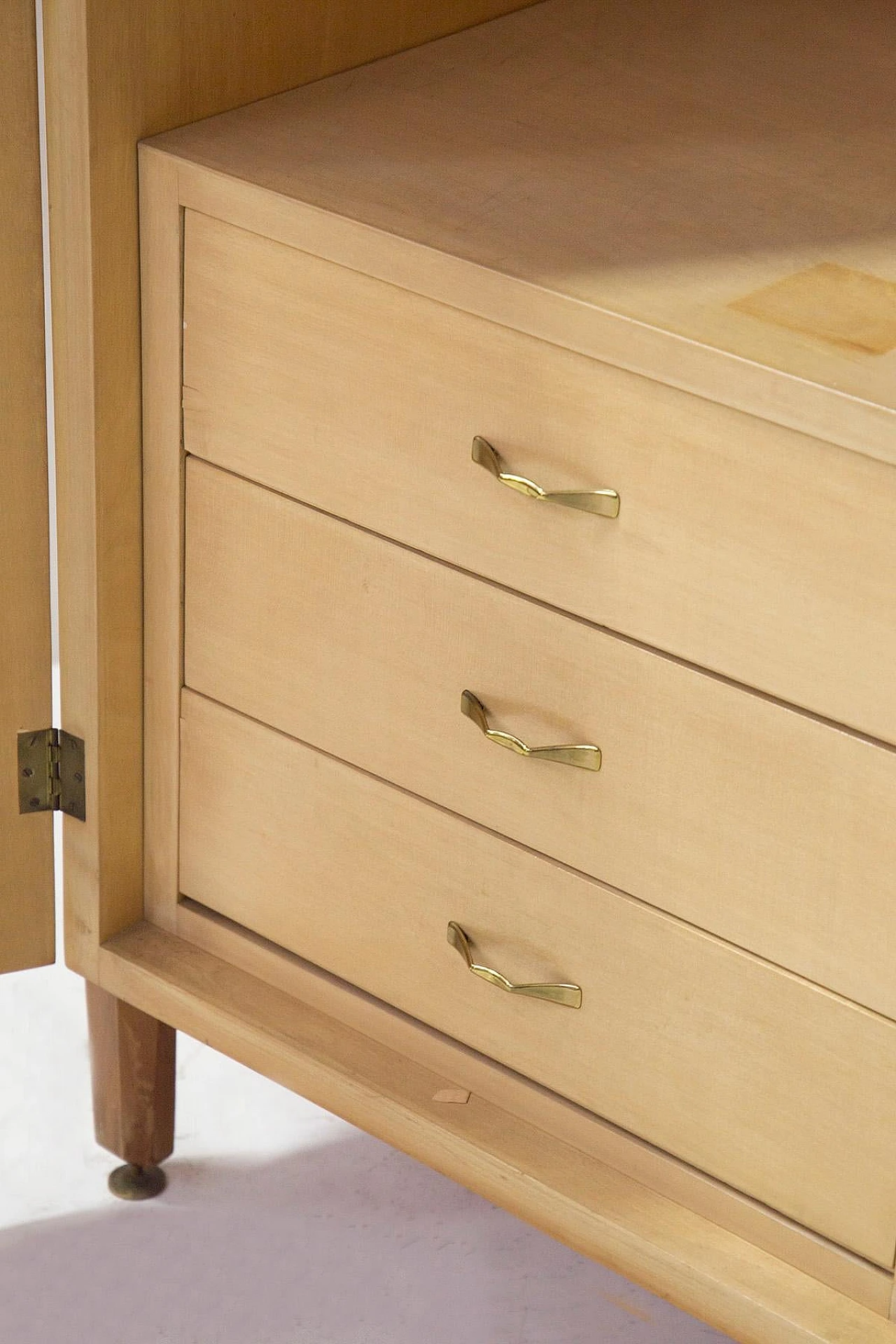 Wooden & brass cabinet by F.lli Reguitti for La Permanente, 1950s 12