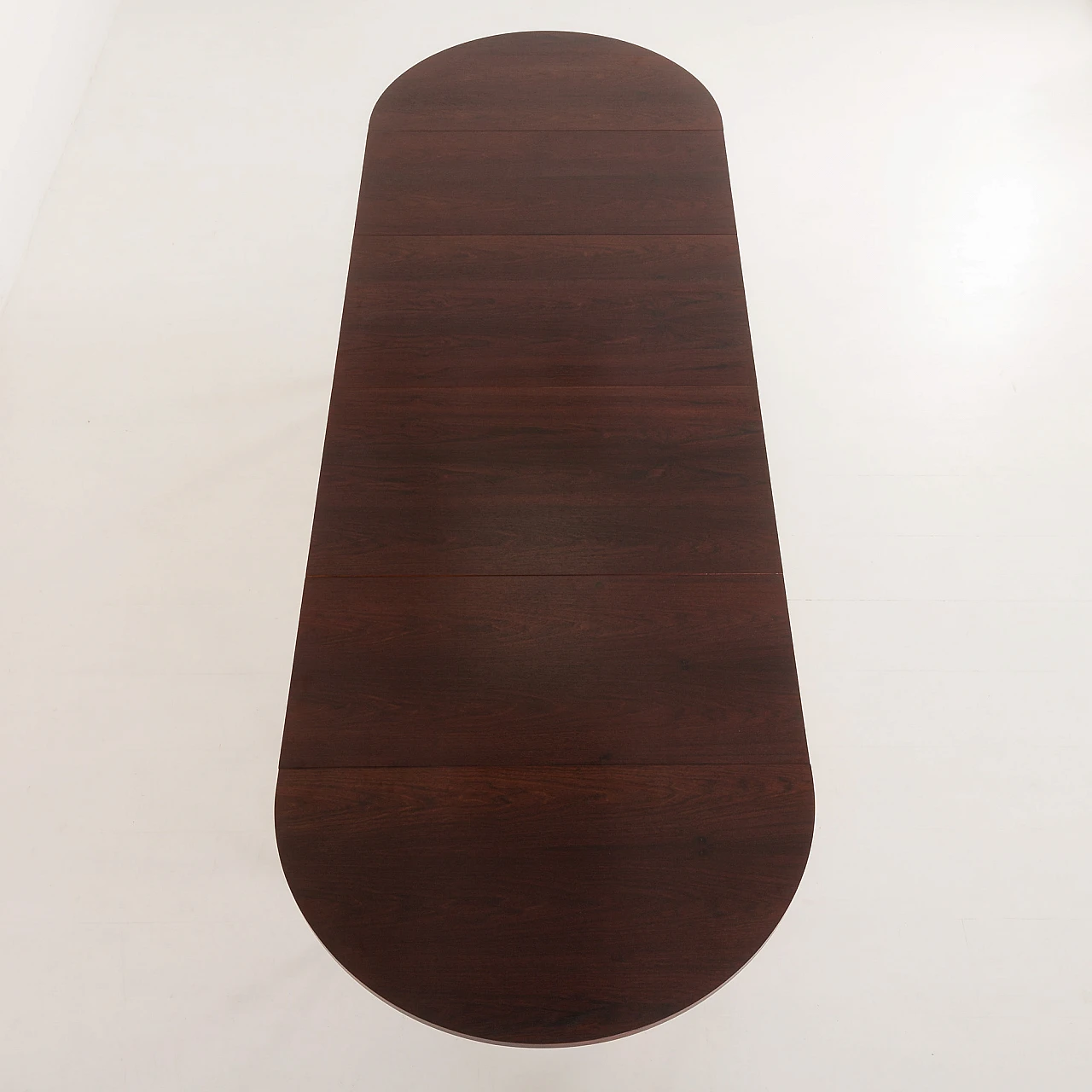 Danish extendable oval dining table in rosewood, 1960s 1