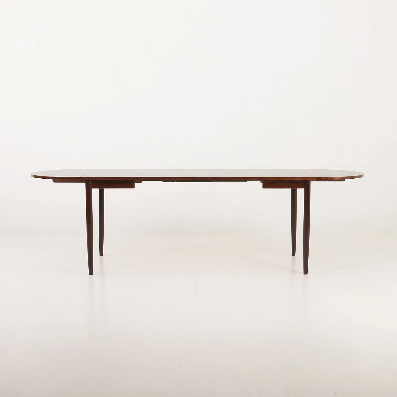 Danish extendable oval dining table in rosewood, 1960s 2