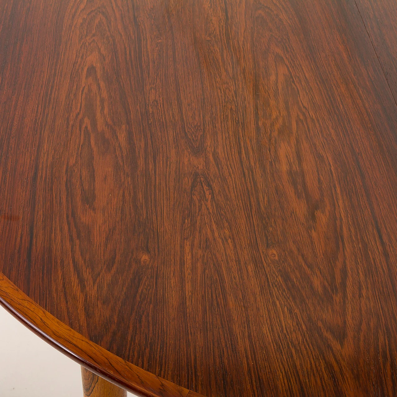 Danish extendable round dining table in rosewood, 1960s 7