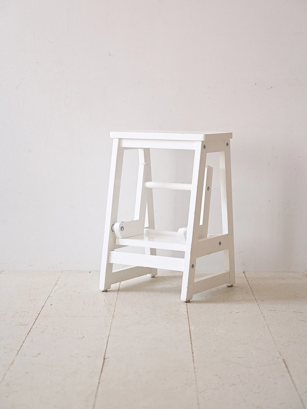 Ladder-stool in white painted wood, 1960s 3