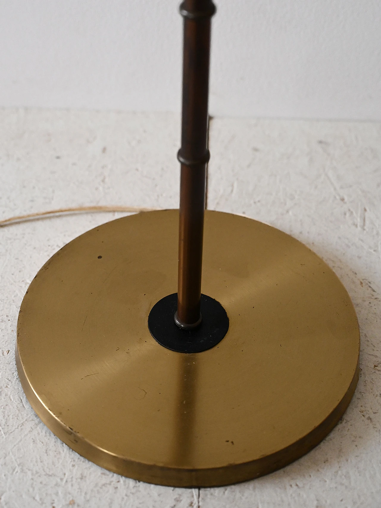 Gilded metal floor lamp with three light points, 1960s 10