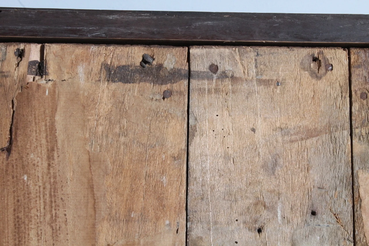 Walnut sideboard, 17th century 9