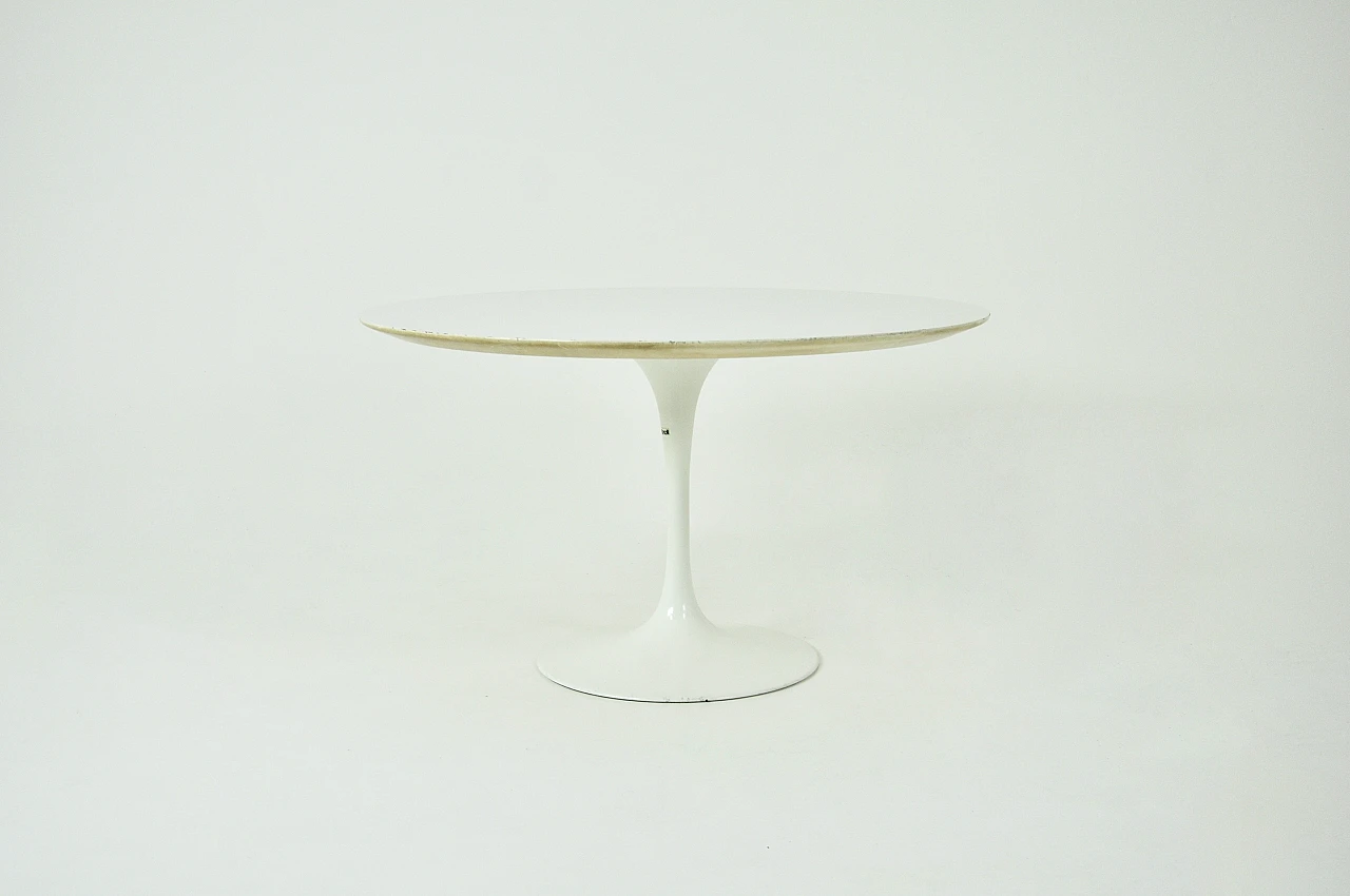 Tavolino di Eero Saarinen per Knoll International, anni '60 1