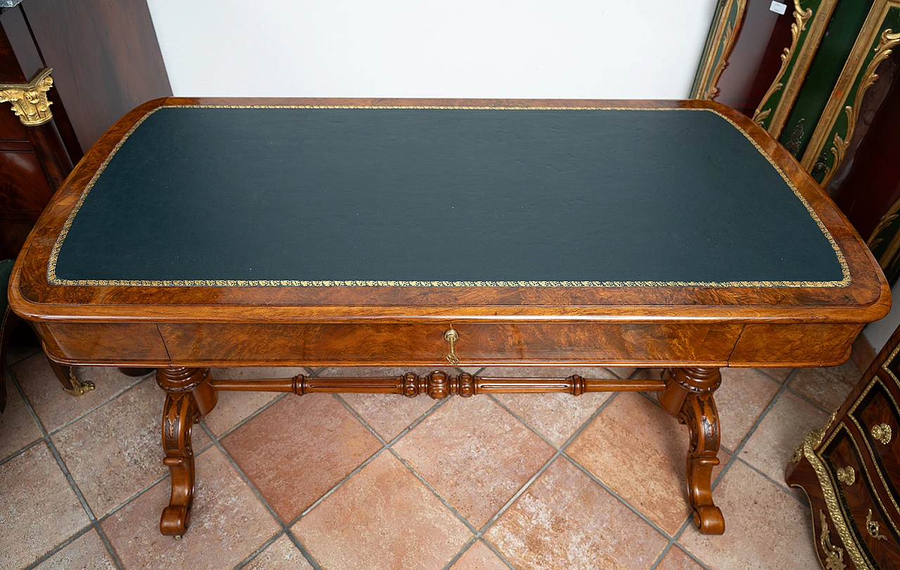 Victorian walnut-root desk with leather top, 19th century 2