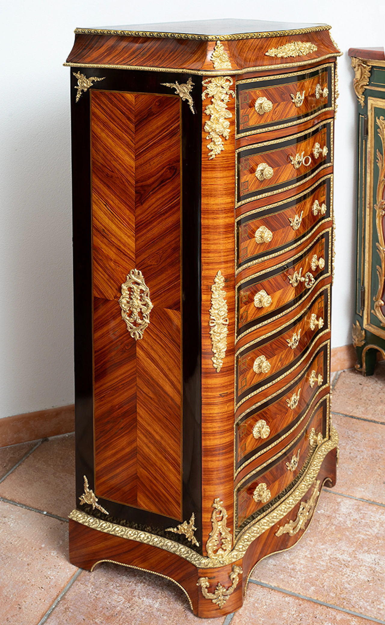 Napoleon III chest in exotic woods with bronze grafts, 19th century 3